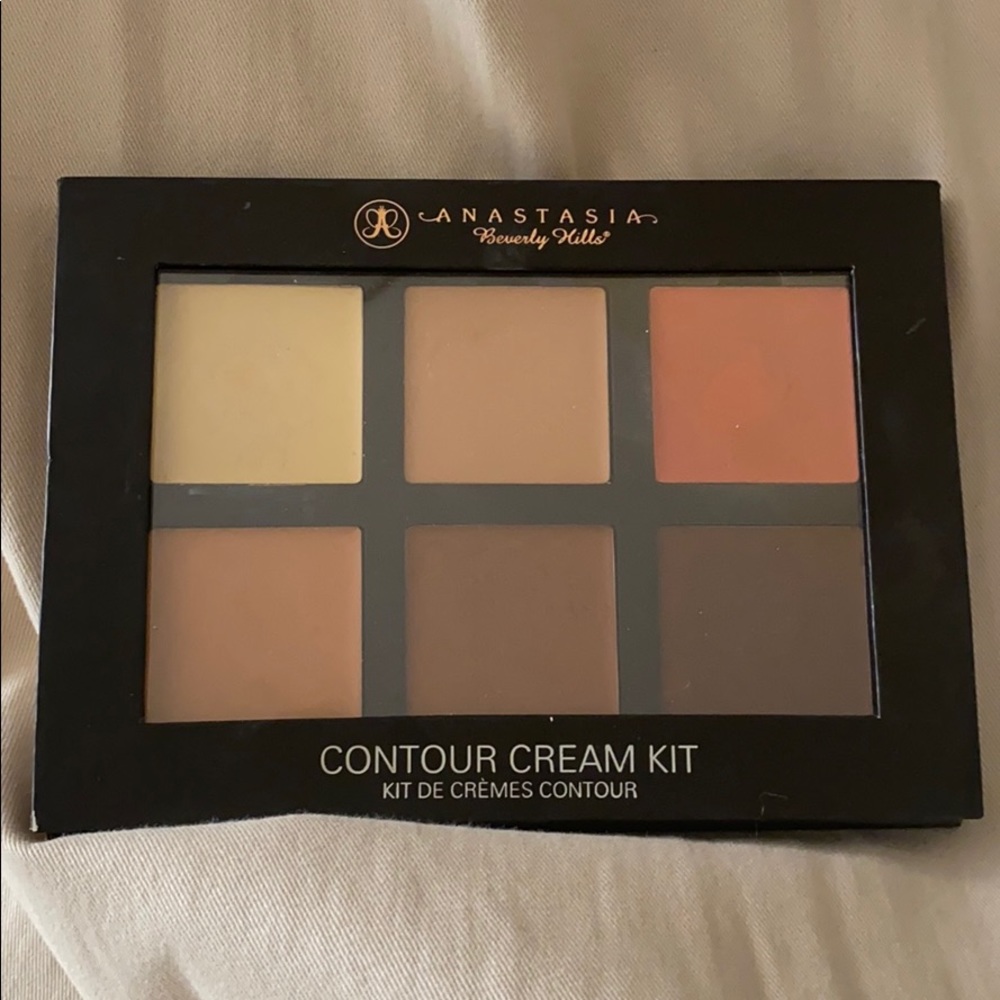 ‼️ SOLD ‼️ Anastasia Beverly Hills Contour Cream